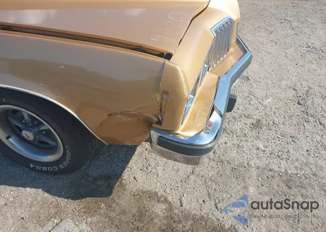 1977 Pontiac Grand Prix из США, поврежденный, VIN 2J57Y7A206199